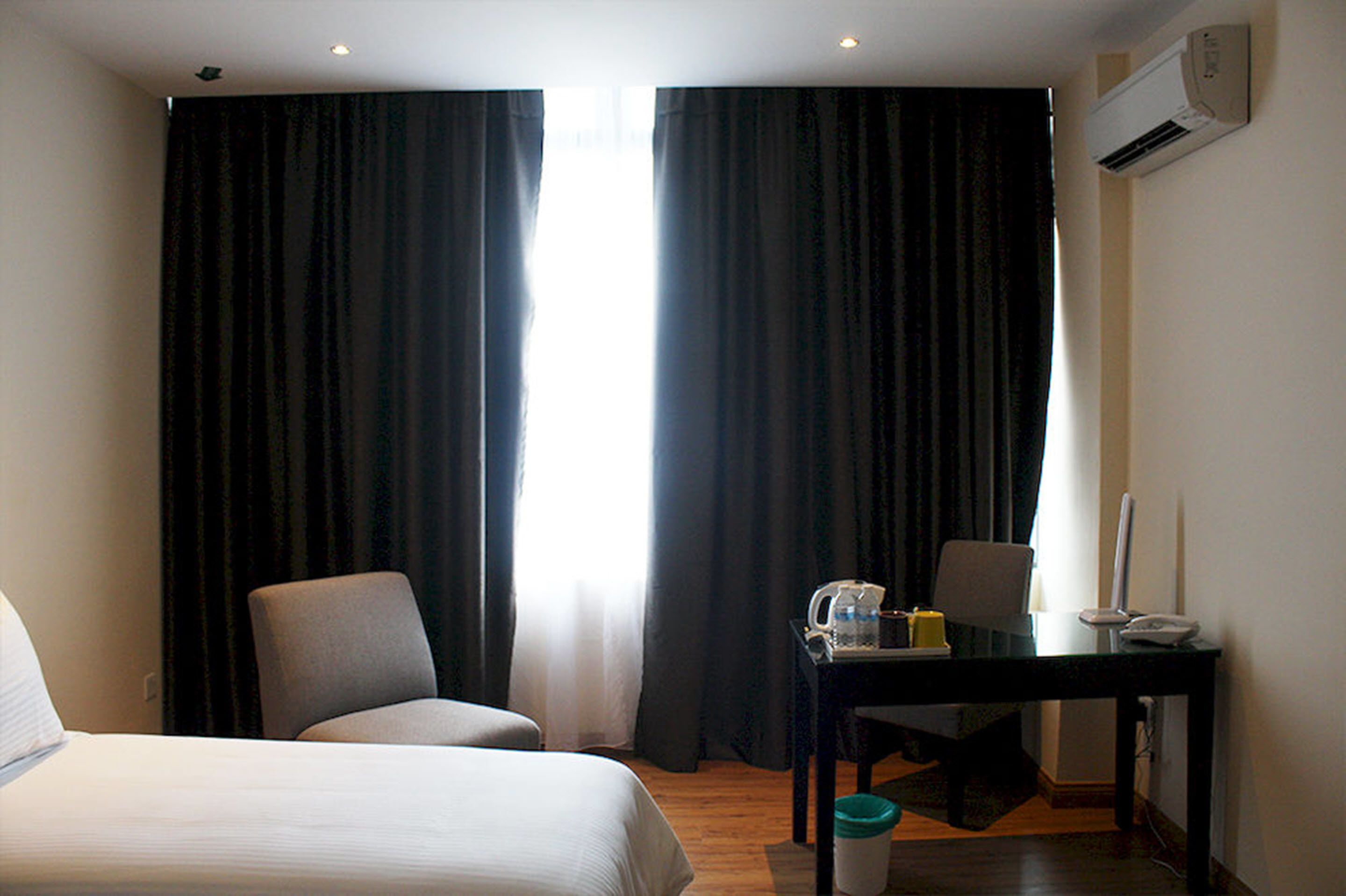 minibar, in-room safe, desk, iron/ironing board