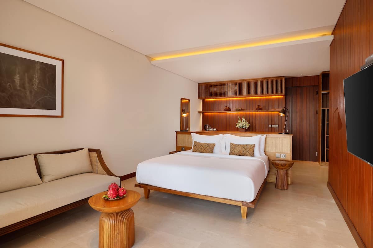1 bedroom, Select Comfort beds, minibar, in-room safe
