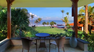 1 Bedroom Ocean Suite | 1 bedroom, Select Comfort beds, minibar, in-room safe