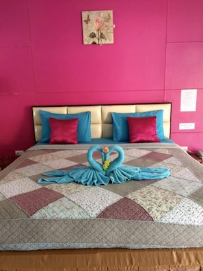 Habitación doble superior | Caja fuerte, escritorio, wifi gratis