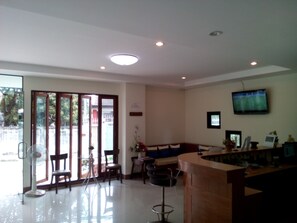 Lobby sitting area - Chiang Mai P Place - Adults Only (Chiang Mai)