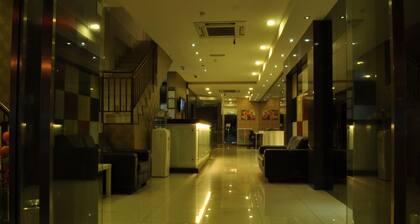 Signature Hotel