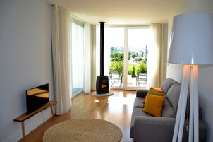 Deluxe Villa | In-room safe, soundproofing, free WiFi, bed sheets