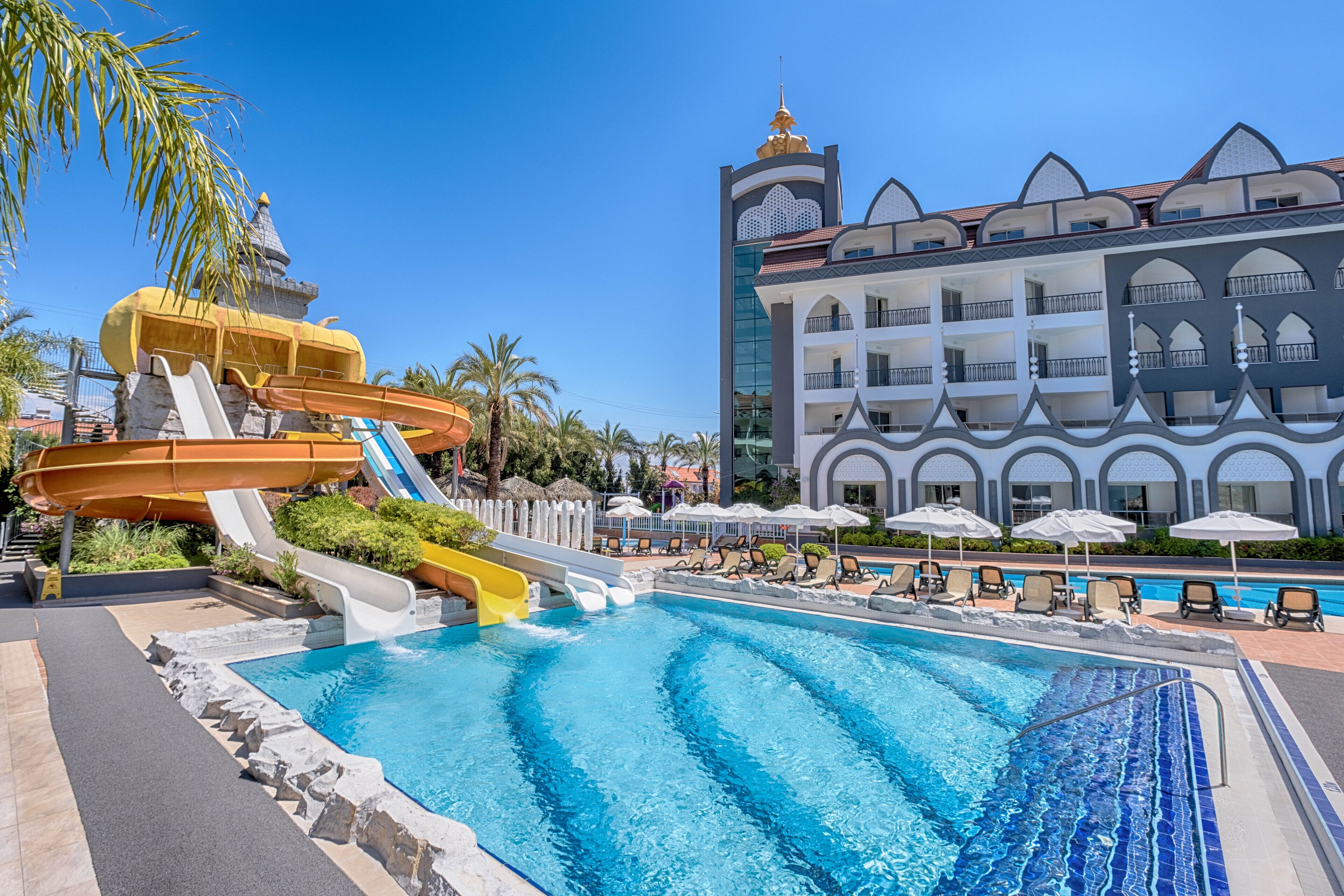 Indoor pool, 6 outdoor pools, pool umbrellas