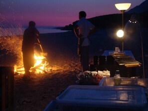Private beach, beach umbrellas, beach bar