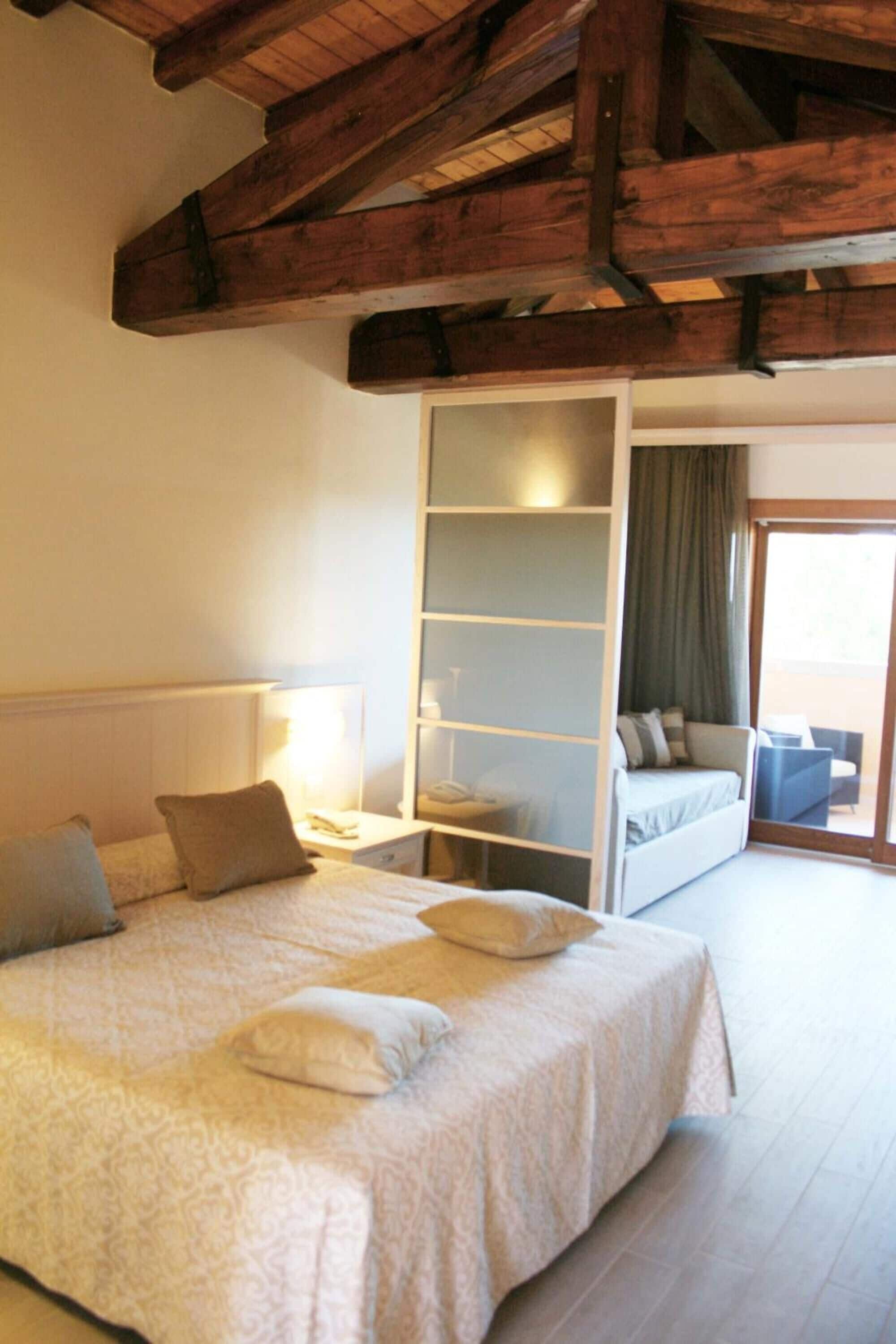 1 bedroom, minibar, in-room safe, desk