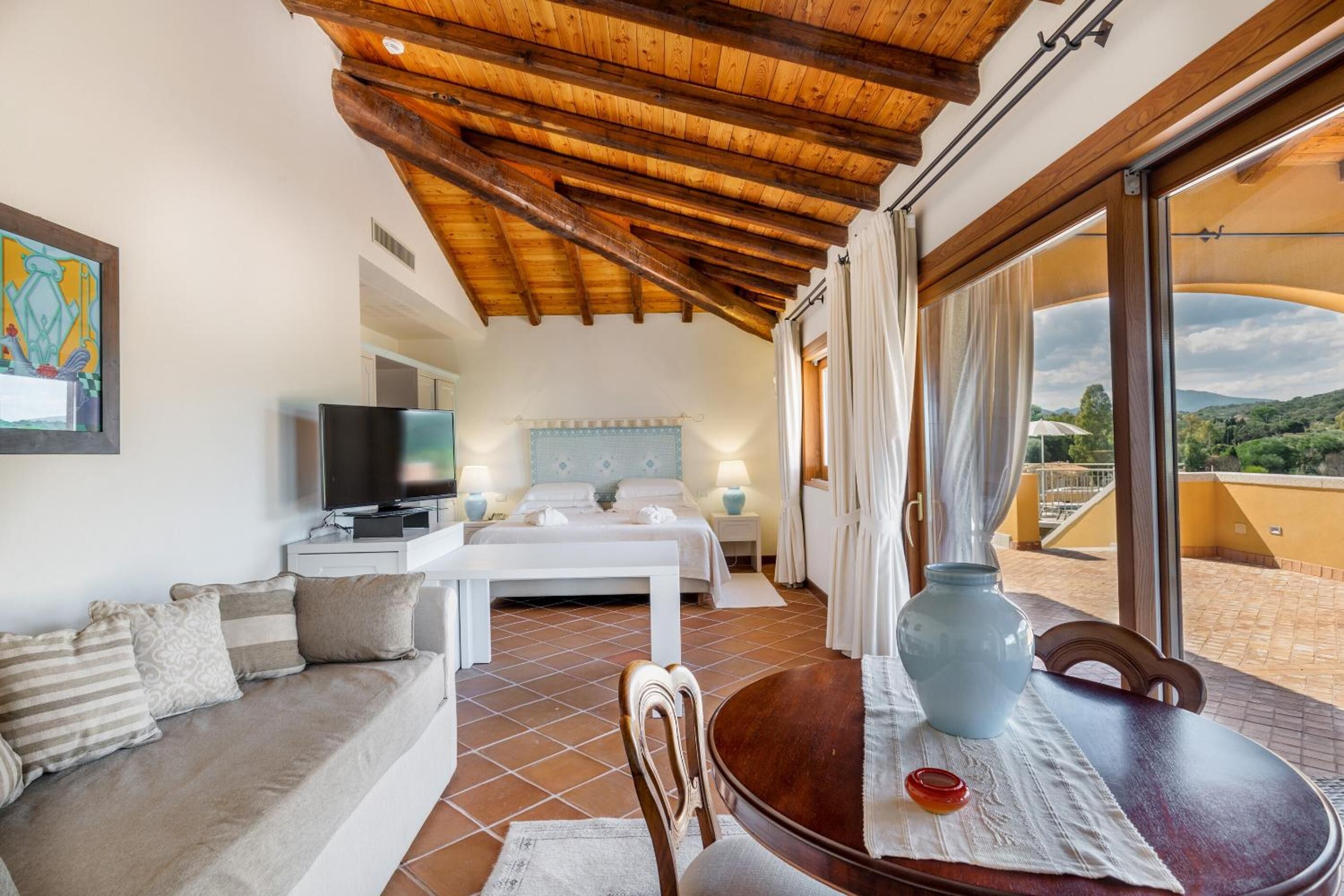 1 bedroom, minibar, in-room safe, desk