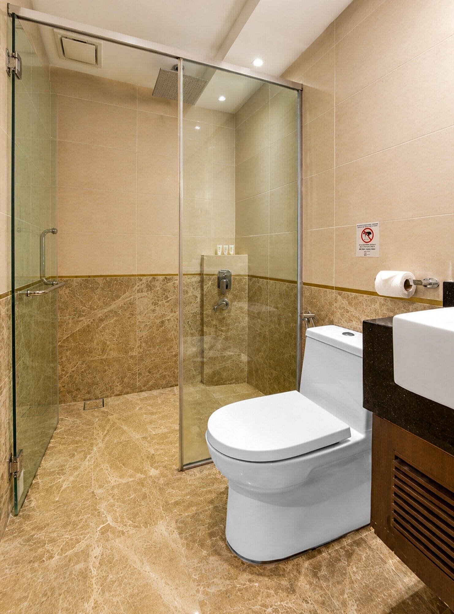 Executive-Suite (Family) | Badezimmer | Dusche, Haartrockner, Bidet, Handtücher