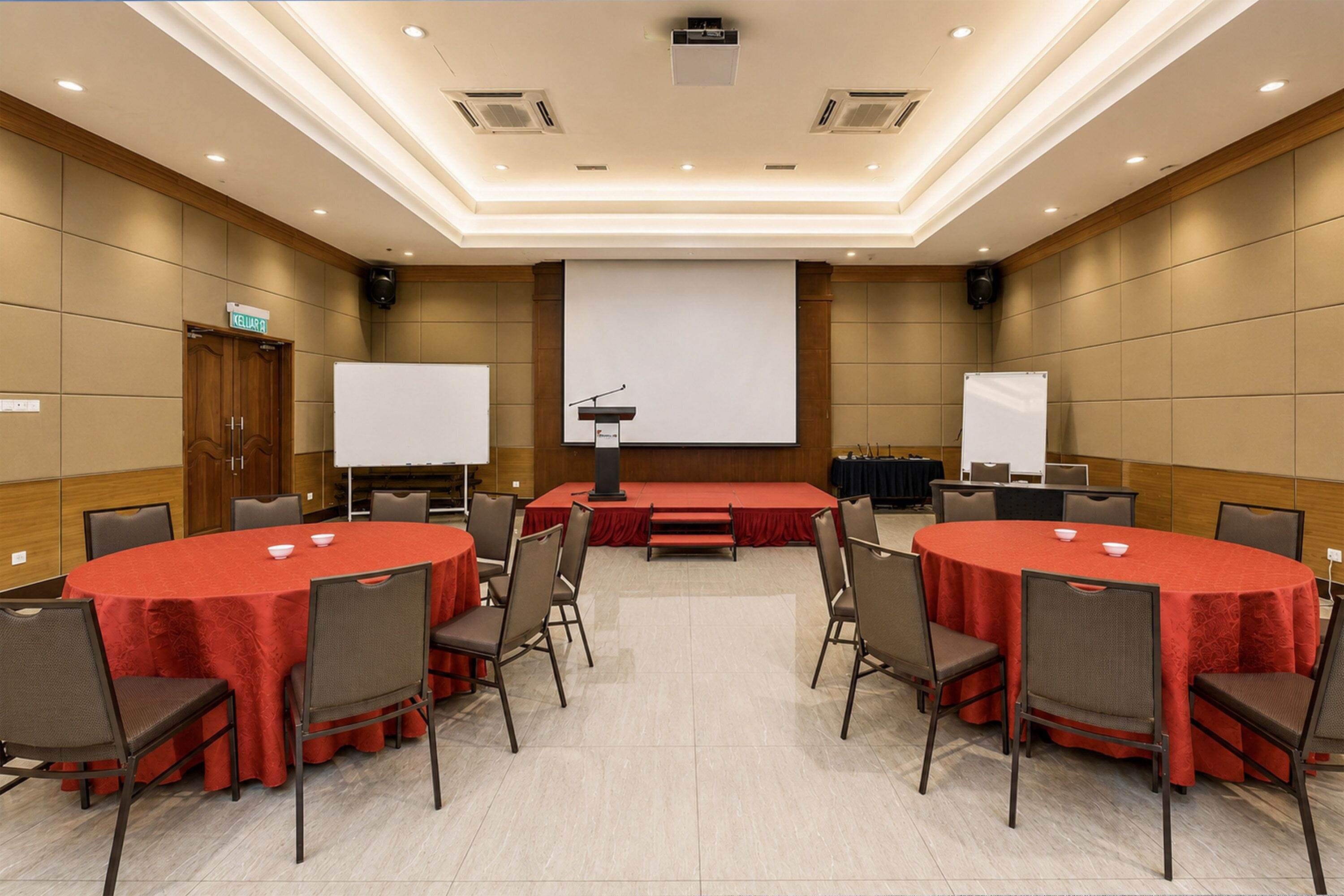 Meeting facility