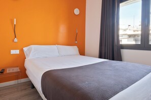 Grand Apartment | 2 bedrooms, in-room safe, individually decorated, individually furnished