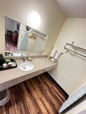 Standard Room, 2 Queen Beds, Non Smoking | Bathroom | Combined shower/bathtub, hair dryer, towels - Regency Inn lola Kansas (Iola)