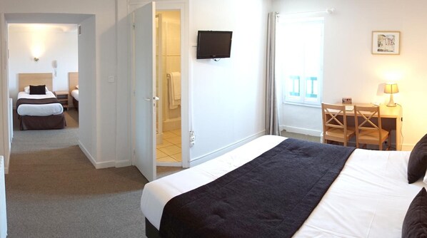 Premium bedding, desk, iron/ironing board (on request)