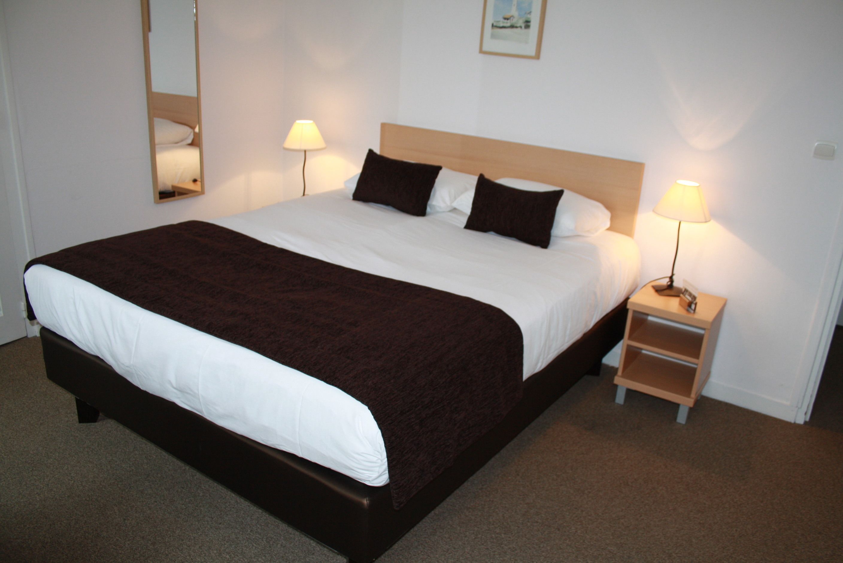 standard double room | premium bedding, desk, iron/ironing board, free cots/infant beds