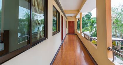 OYO 1024 Thank Place