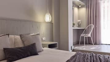 Kamar Superior (Swim up) | Brankas, meja kerja, Wi-Fi gratis, dan seprai linen