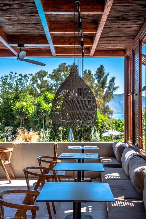 Terrace/patio - Castelli Hotel Adults Only - All Inclusive (Zakynthos)