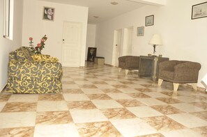 Interior - Hotel Edu Horizonte (São Miguel)