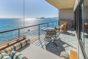 Suite, Ocean View (Thompson) | Terrace/patio