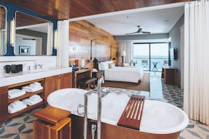 Suite, Ocean View (Thompson)