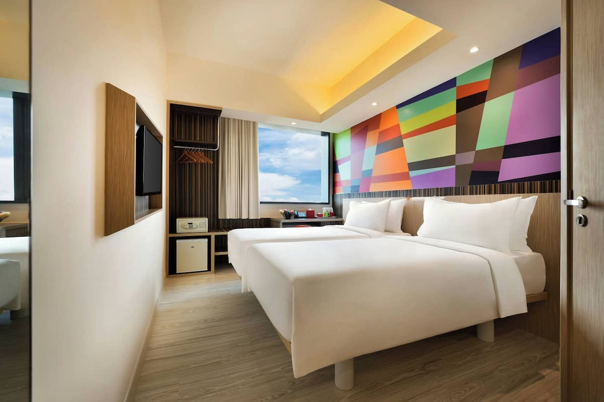 Superior Room, 2 Twin Beds | In-room safe, free WiFi, bed sheets
