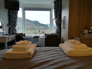Tweepersoonskamer (Room 5 Second Floor) | Een strijkplank/strijkijzer, gratis wifi, beddengoed