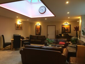 Bar (in der Unterkunft)