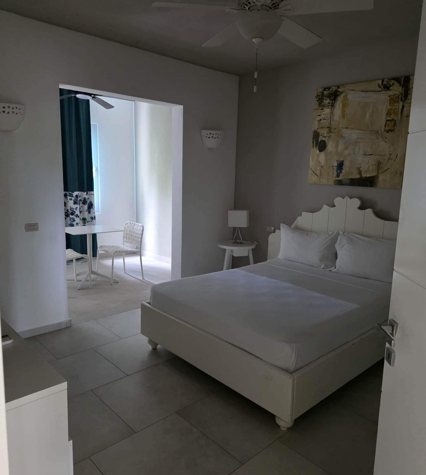 Leilighet – deluxe, 1 dobbeltseng med sovesofa | Dundyner, minibar, safe på rommet og individuelt dekorert