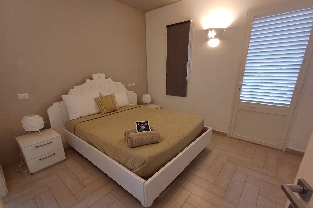 3 Bedroom Penthouse, Ocean View | Down comforters, minibar, in-room safe, iron/ironing board (on request)
