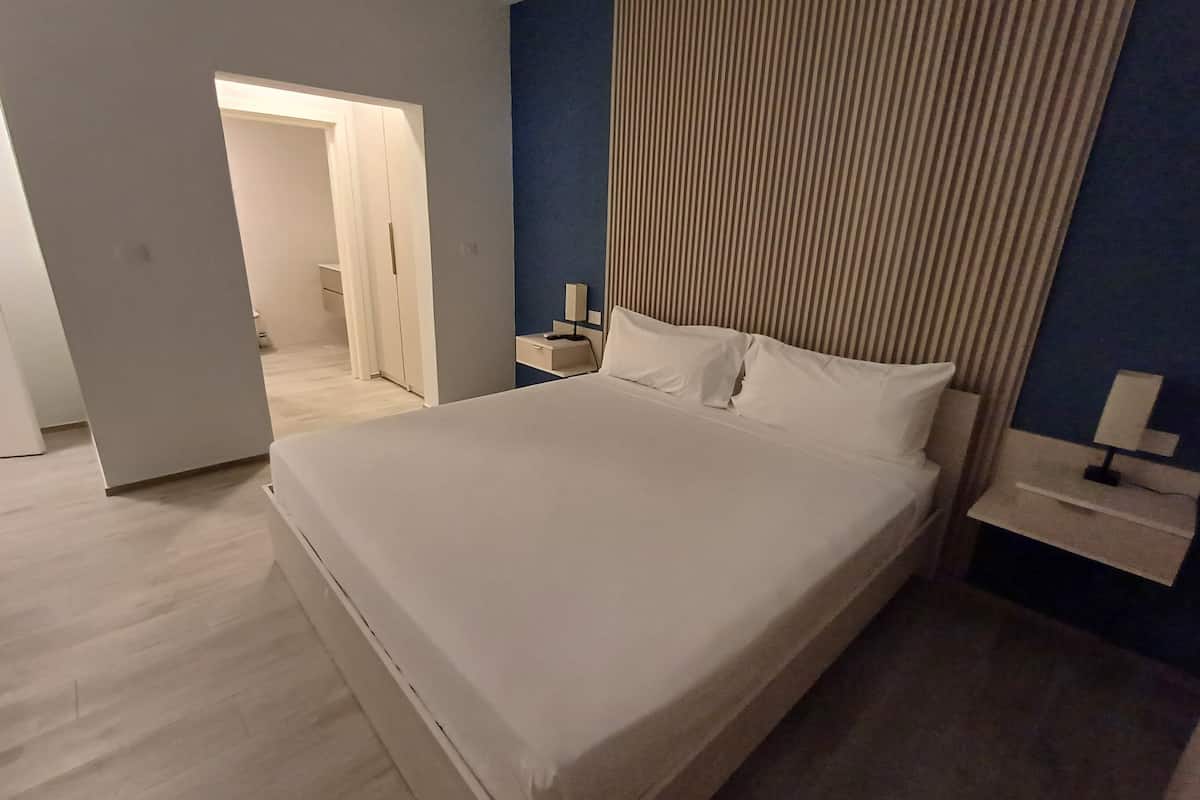 Suite | 2 chambres, couette en duvet d'oie, minibar