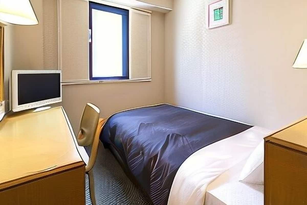 Desk, blackout curtains, iron/ironing board, free WiFi