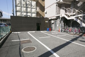 Self parking (JPY 1100.00 per night) - Ace Inn Matsumoto (Matsumoto)