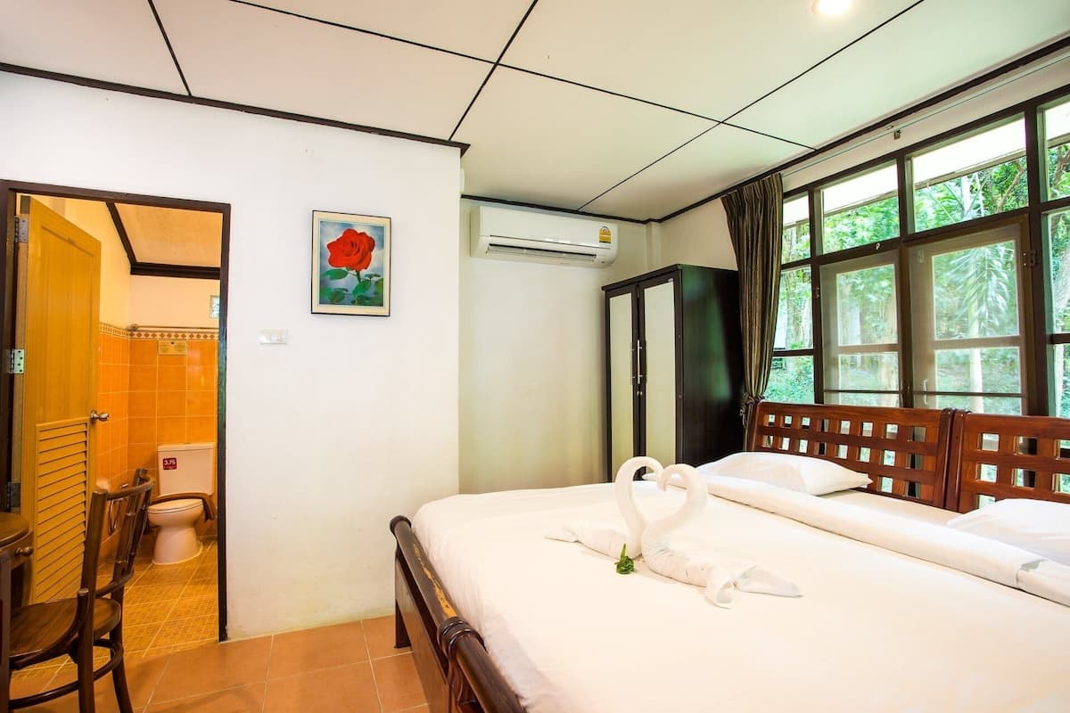 standard room | 1 bedroom, minibar, free wifi