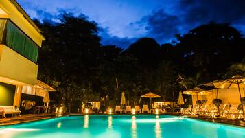 Outdoor pool, open 8:30 AM to 7:00 PM, sun loungers