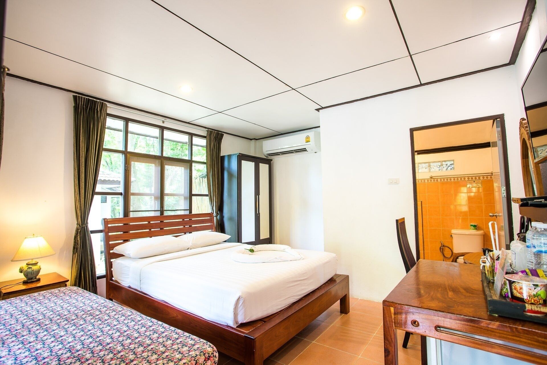 standard room | 1 bedroom, minibar, free wifi