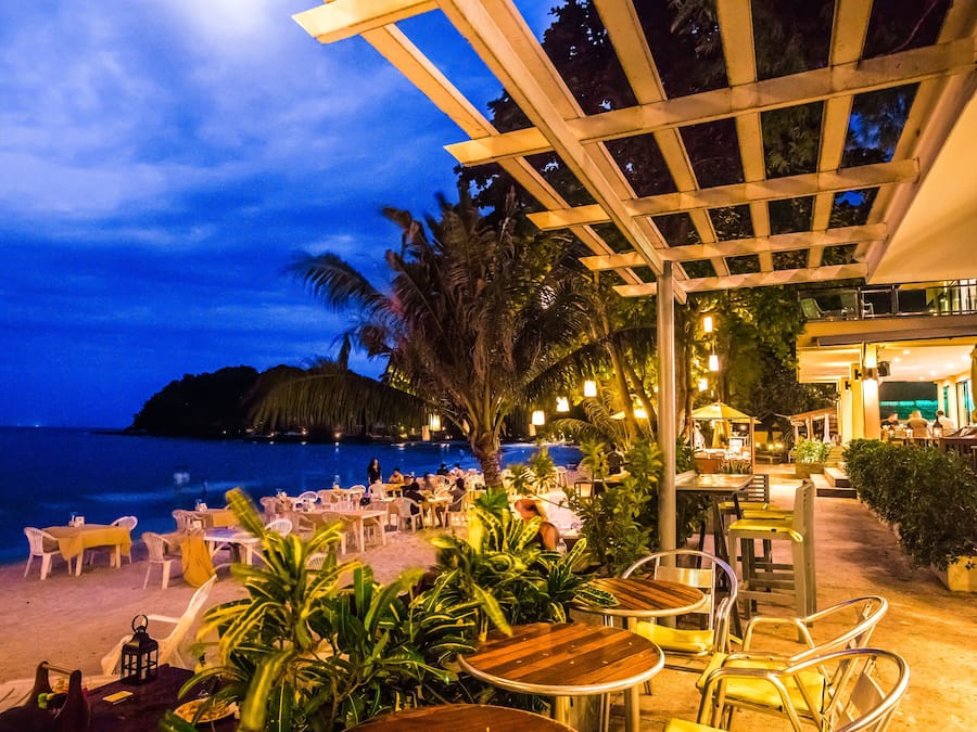 Bar (en la propiedad)