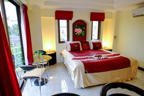 Deluxe Studio Double | Minibar, in-room safe, desk, iron/ironing board - Adonis Guest House (Patong)