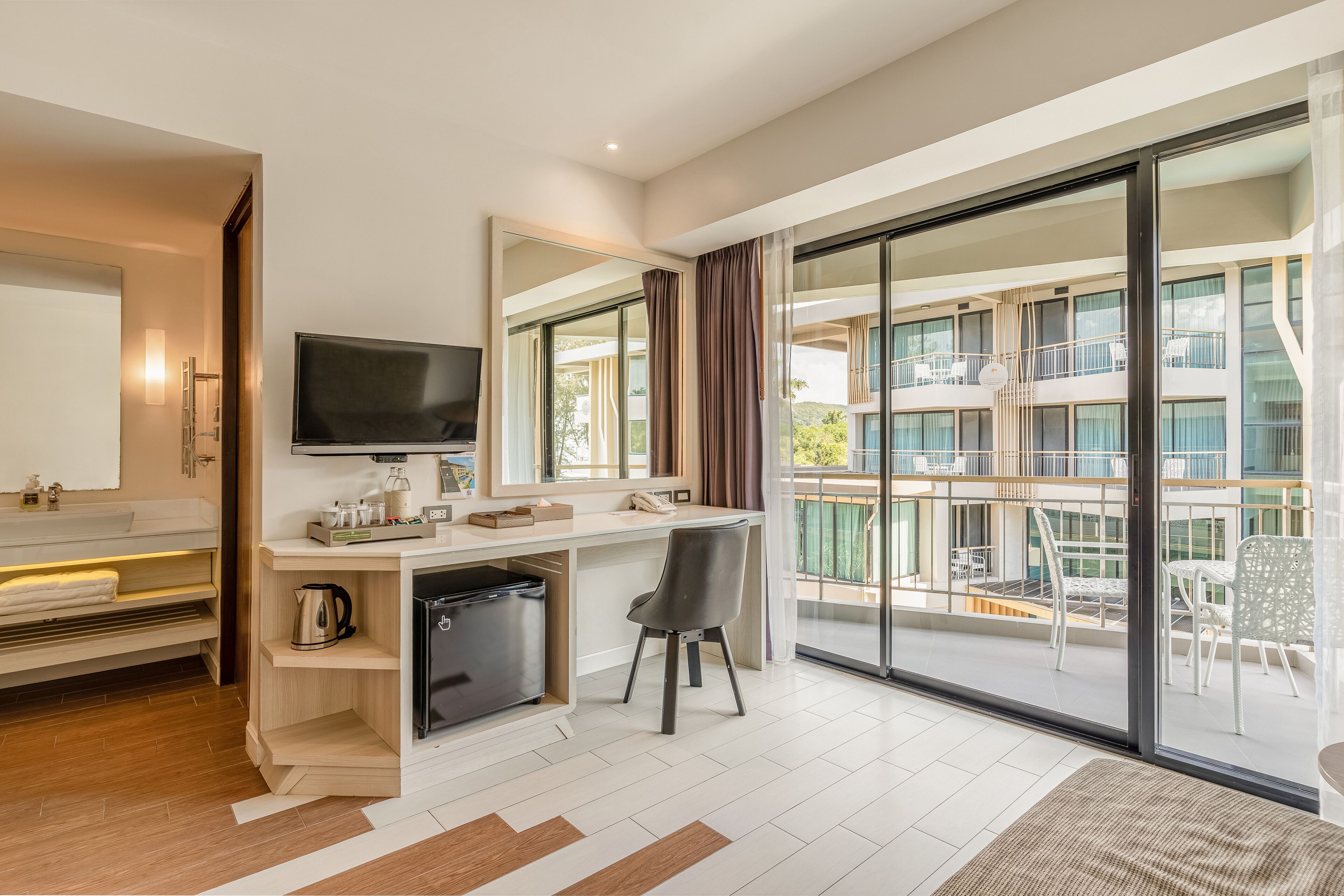 deluxe pool view - partial seaview | 1 bedroom, desk, free wifi, bed sheets