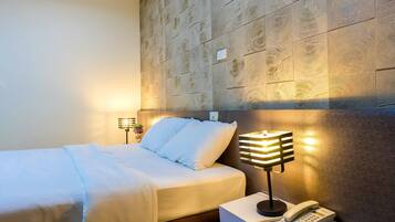 Superior Room | Minibar, in-room safe, desk, blackout curtains