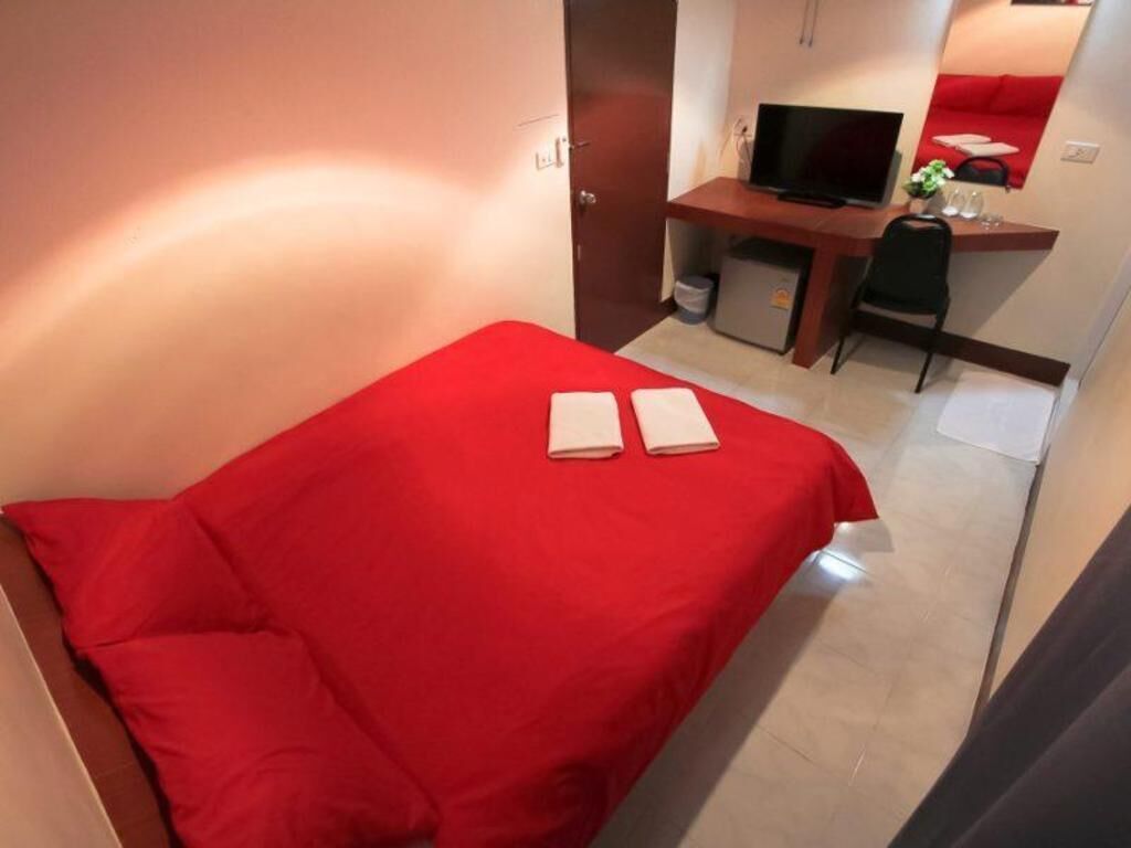 In-room safe, desk, laptop workspace, blackout drapes