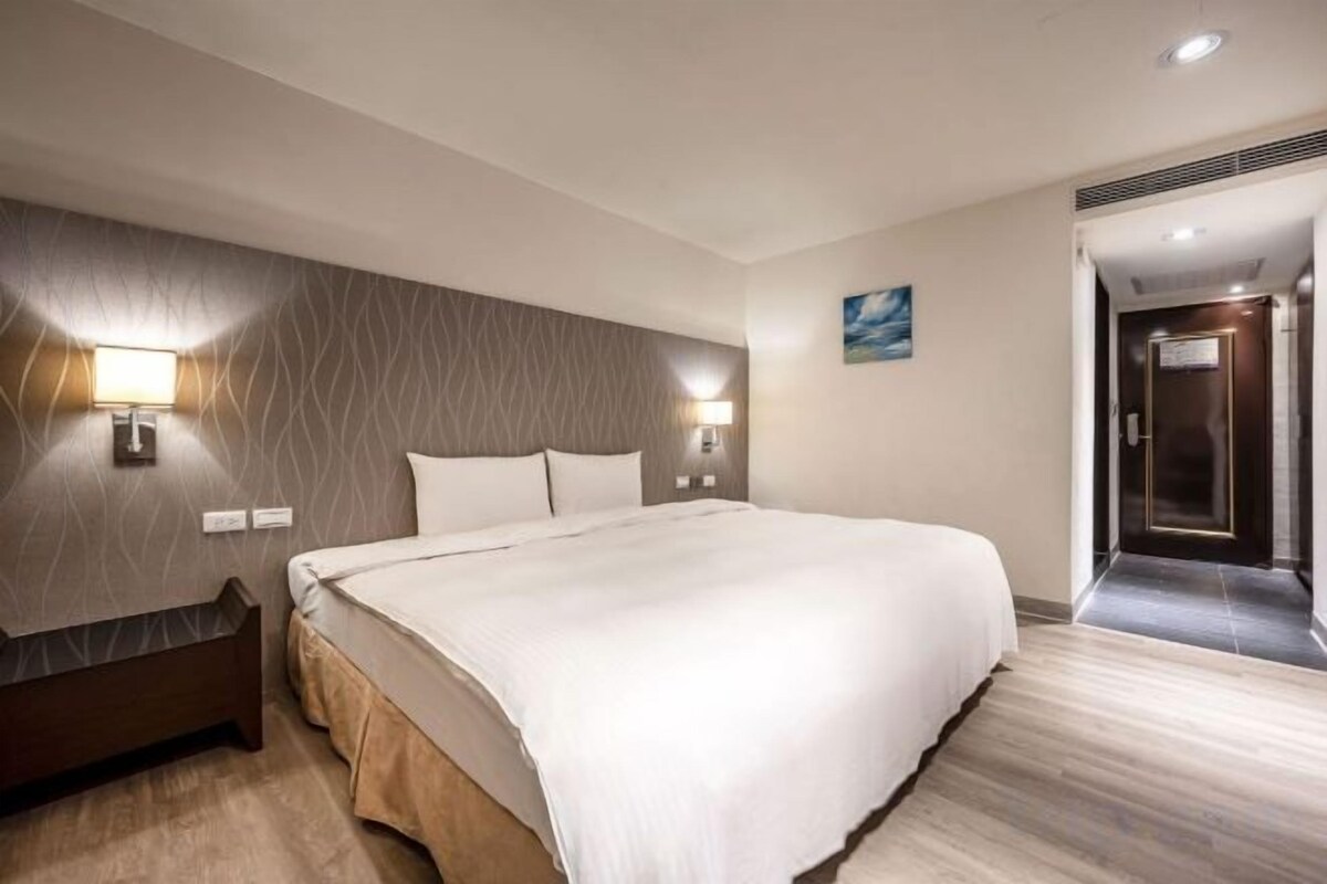 Classic Double Room (No Window)