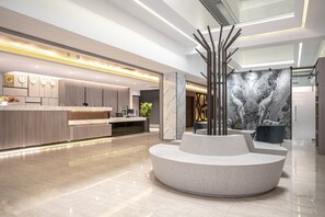 Lobby sitting area - Hotel Bonza (Zhubei)