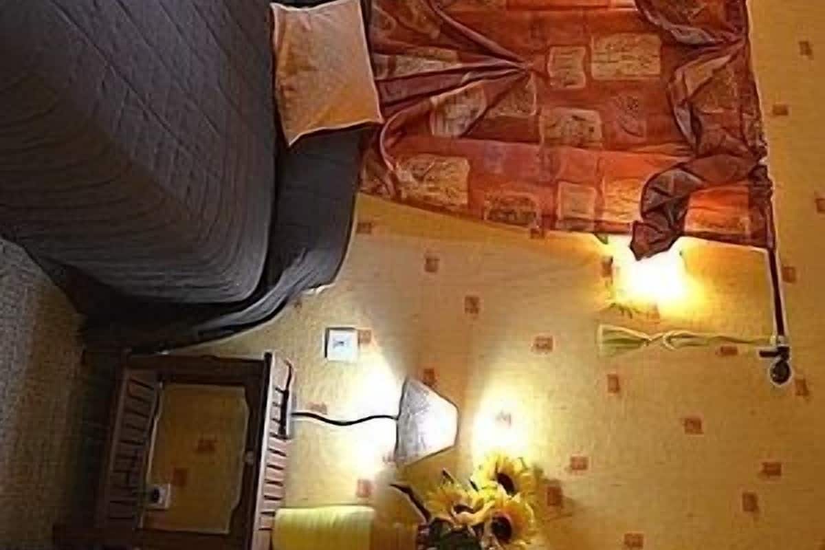 Comfort-Doppelzimmer, 1 Schlafzimmer, eigenes Bad | Individuell dekoriert, Schreibtisch, kostenloses WLAN