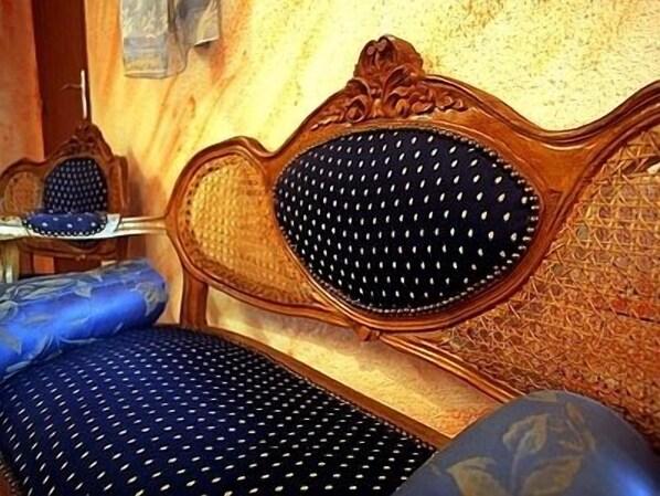 Interior detail - Le Relais Sarrasin (Vezenobres)