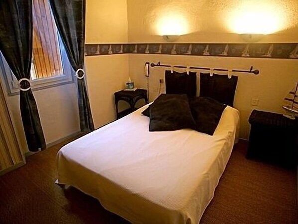 Room - Le Relais Sarrasin (Vezenobres)