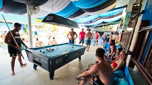 Bar (on property) - Phangan Arena Hostel (Ko Pha-ngan)