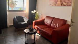 Studiosuite – executive, 2 soverom, havutsikt, ved strandkanten | Safe på rommet, skrivebord, blendingsgardiner og lydisolert
