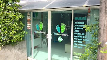 Couples treatment room(s), Thai massages