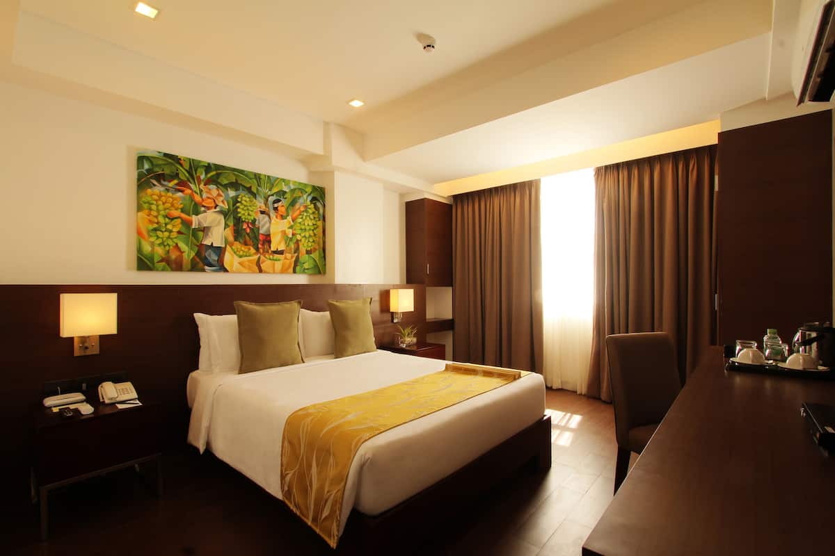 1 bedroom, minibar, in-room safe, desk