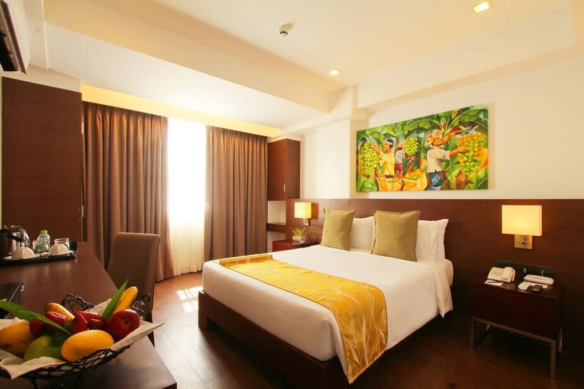 1 Schlafzimmer, Minibar, Zimmersafe, Schreibtisch