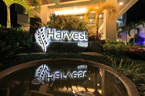 Exterior - Harvest Hotel (Cabanatuan)